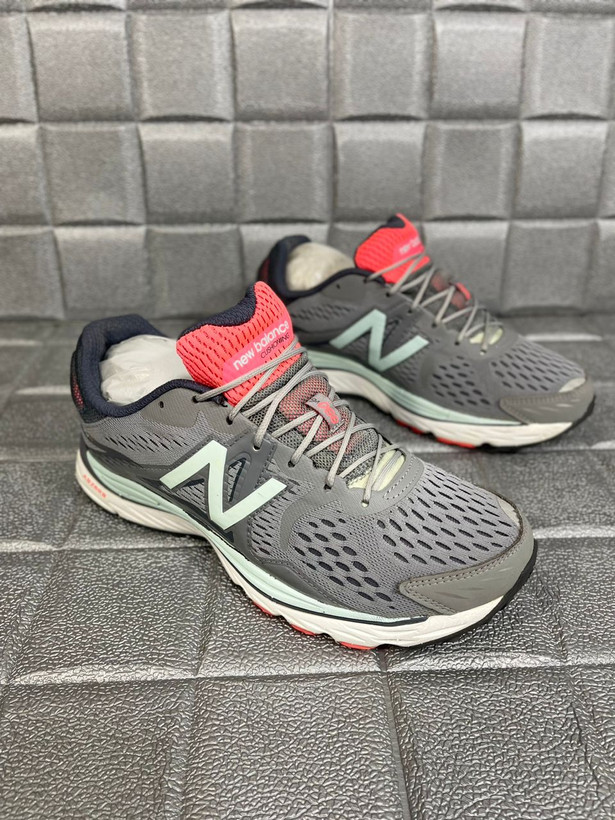کتونی اورجینال نیوبالانس 880 size:42