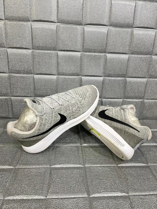 کتونی اورجینال نایک فلای size:43