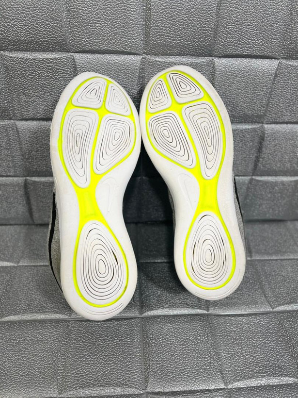 کتونی اورجینال نایک فلای size:43