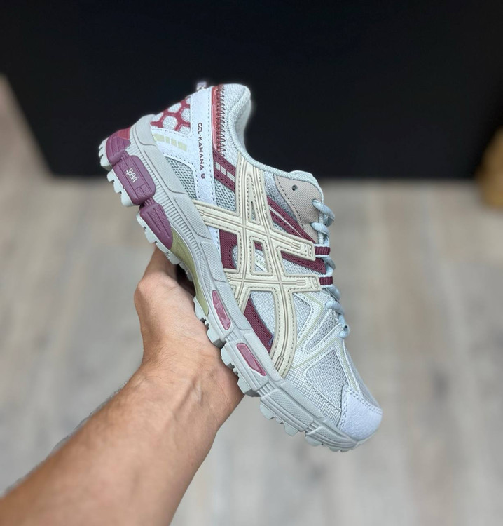 Asics kahana 8