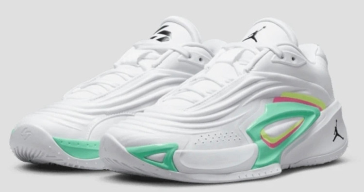 نایک ایر جردن لوکا ۳