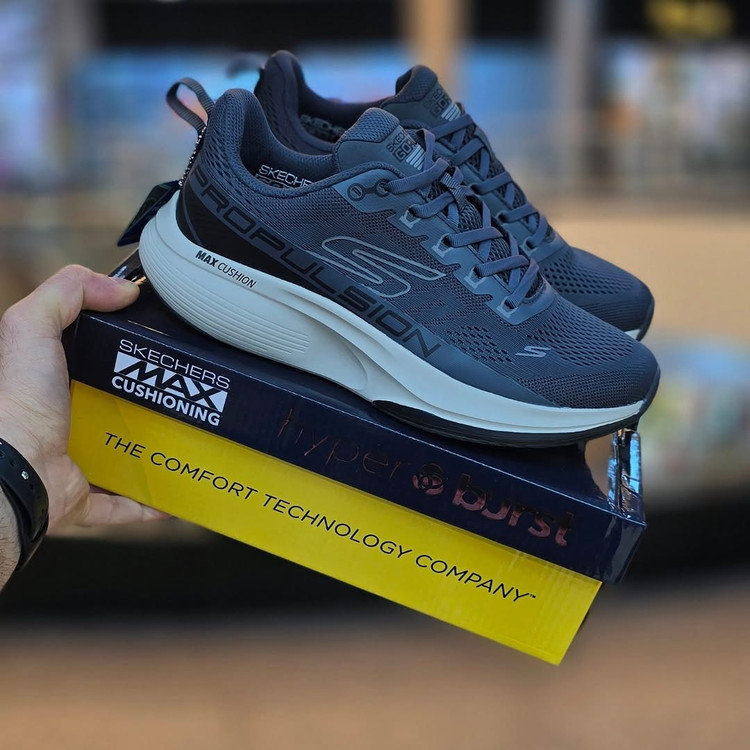 کتونی اسکیچرز سایز ۴۰ تا ۴۵ تنوع در ۴ رنگ جذاب وارداتی ویتنام .skechers max cushioning terminus sneaker