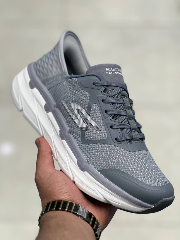 کتونی اسکیچرز سایز ۴۰ تا ۴۵ تنوع در ۲ رنگ جذاب وارداتی ویتنام . Skechers Max Cushioning Suspension