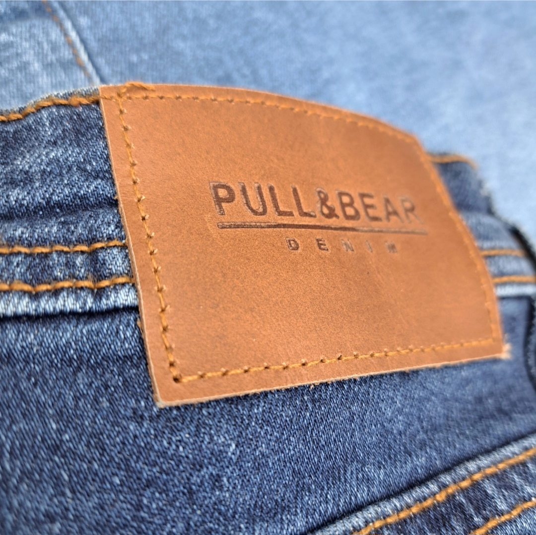 شلوار لی اورجینال اسلیم فیت برند پول اند بیر pull & bear در ۳ رنگ سایز بندی ۴۰ تا ۵۰ پارچه کش ترک