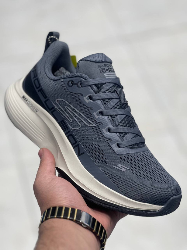 کتونی اسکیچرز سایز ۴۰ تا ۴۵ تنوع در ۴ رنگ جذاب وارداتی ویتنام .skechers max cushioning terminus sneaker