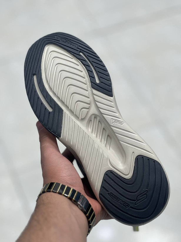 کتونی اسکیچرز سایز ۴۰ تا ۴۵ تنوع در ۴ رنگ جذاب وارداتی ویتنام .skechers max cushioning terminus sneaker