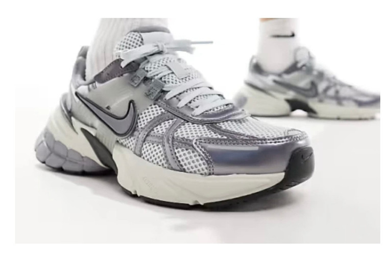 ست زن و مرد | کتونی ویتنامی نایک کشلون | وارداتی ویتنام | Nike wmns V2k Run