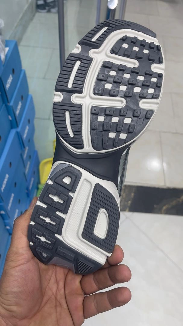 ست زن و مرد | کتونی ویتنامی نایک کشلون | وارداتی ویتنام | Nike wmns V2k Run