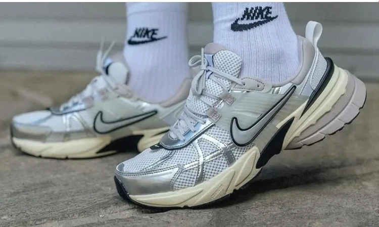ست زن و مرد | کتونی ویتنامی نایک کشلون | وارداتی ویتنام | Nike wmns V2k Run