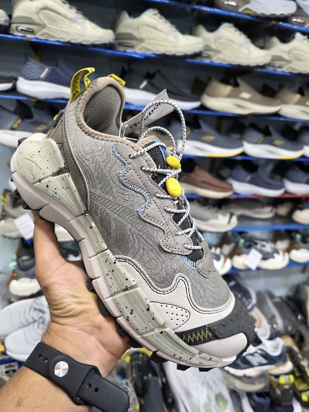 کتونی زیره ویبرام ریباک سایز ۴۰ تا ۴۵ وارداتی ویتنام فروش بصورت عمده و تک . Reebok Zig Kinetica II Edge Vietnam