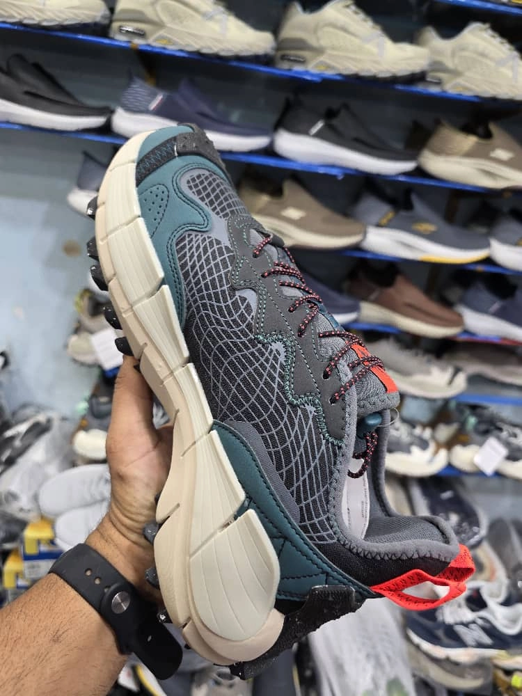 کتونی زیره ویبرام ریباک سایز ۴۰ تا ۴۵ وارداتی ویتنام فروش بصورت عمده و تک . Reebok Zig Kinetica II Edge Vietnam