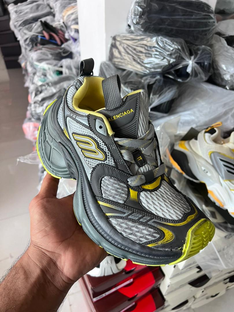کتونی بالنسیاگا مردانه لژ دار طوسی / وارداتی / اصل ویتنام / 2024 balenciaga 10xl