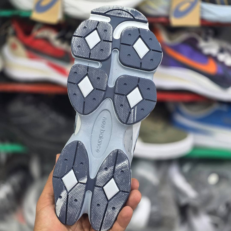 کتونی نیوبالانس ۹۰۶۰ تولید ویتنام | سایز 40 الی 45 | وارداتی ویتنام | Newbalance 9060