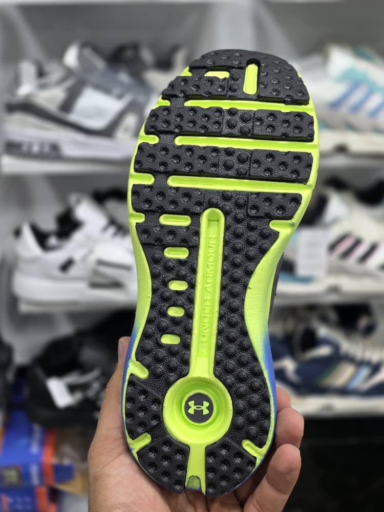 کتونی اندرارمور فانتوم / اصل ویتنام / مناسب ورزش و پیاده روی / under armour hove phantom / سایز ۴۰ ۴۱ ۴۲ ۴۳ ۴۴ ۴۵