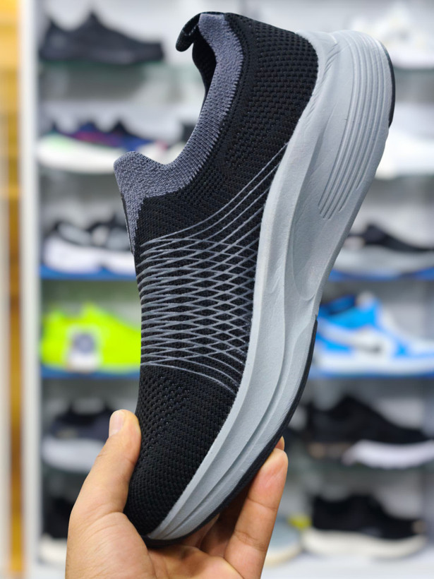 کفش اسکیچرز go walk / اصل ویتنام / مخصوص پیاده روی و روز مرگی / سایز ۴۰ ۴۱ ۴۲ ۴۳ ۴۴ ۴۵