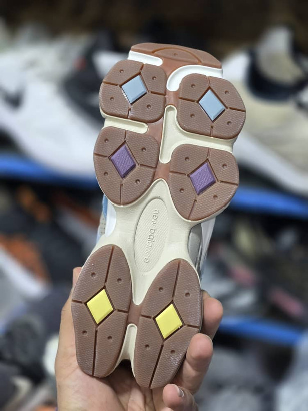 کتونی نیوبالانس ۹۰۶۰ | سایز 40 الی 45 | Newbalance 9060