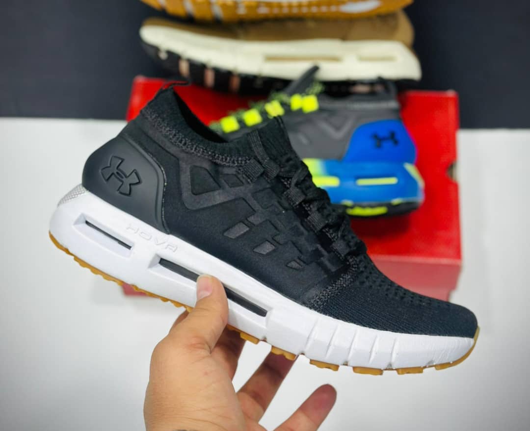 کتونی اندرارمور فانتوم / اصل ویتنام / مناسب ورزش و پیاده روی / under armour hove phantom / سایز ۴۰ ۴۱ ۴۲ ۴۳ ۴۴ ۴۵