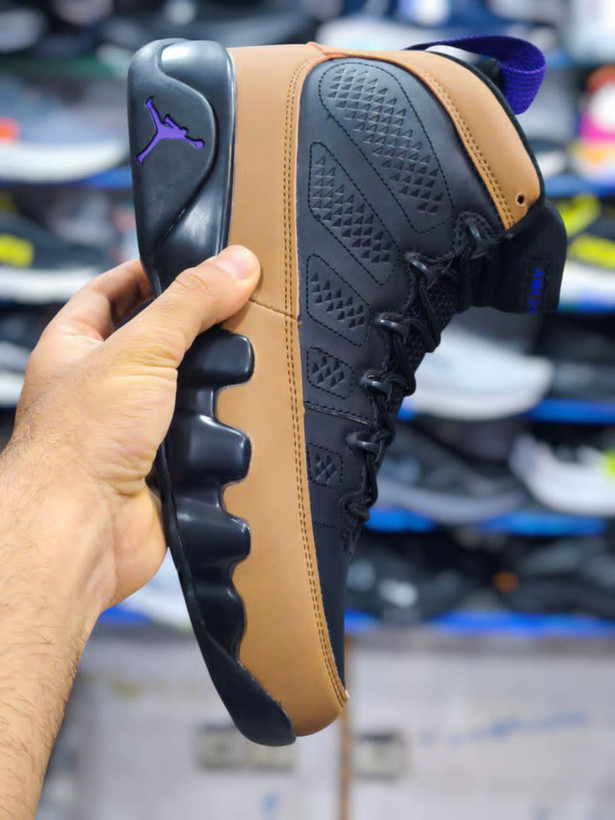 کفش نایک ایر جردن ۹ / nike air Jordan 9 / اصل ویتنام / بسکتبالی و استایلهای خاص / سایز ۴۰ ۴۱ ۴۲ ۴۳ ۴۴ ۴۵