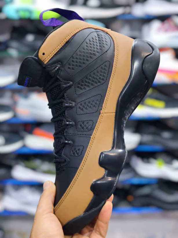 کفش نایک ایر جردن ۹ / nike air Jordan 9 / اصل ویتنام / بسکتبالی و استایلهای خاص / سایز ۴۰ ۴۱ ۴۲ ۴۳ ۴۴ ۴۵
