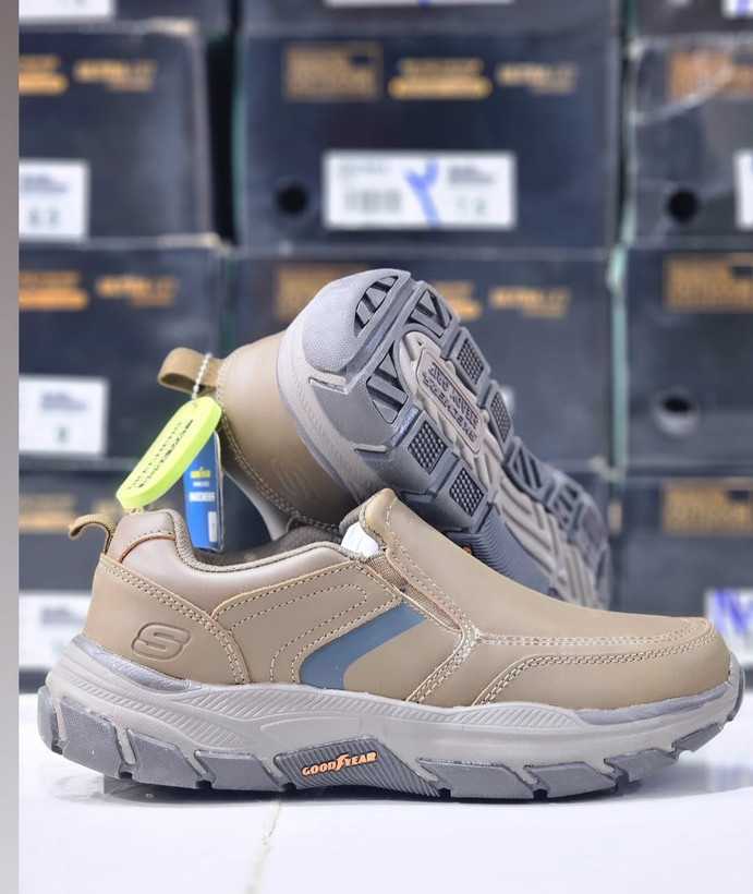 کفش اسکیچرز راحتی / رویه ضد اب و چرم خالص / اصل ویتنام / Skechers max cushioning terminus sneaker vietnam / سایز ۴۰ ۴۱ ۴۲ ۴۳ ۴۴ ۴۵