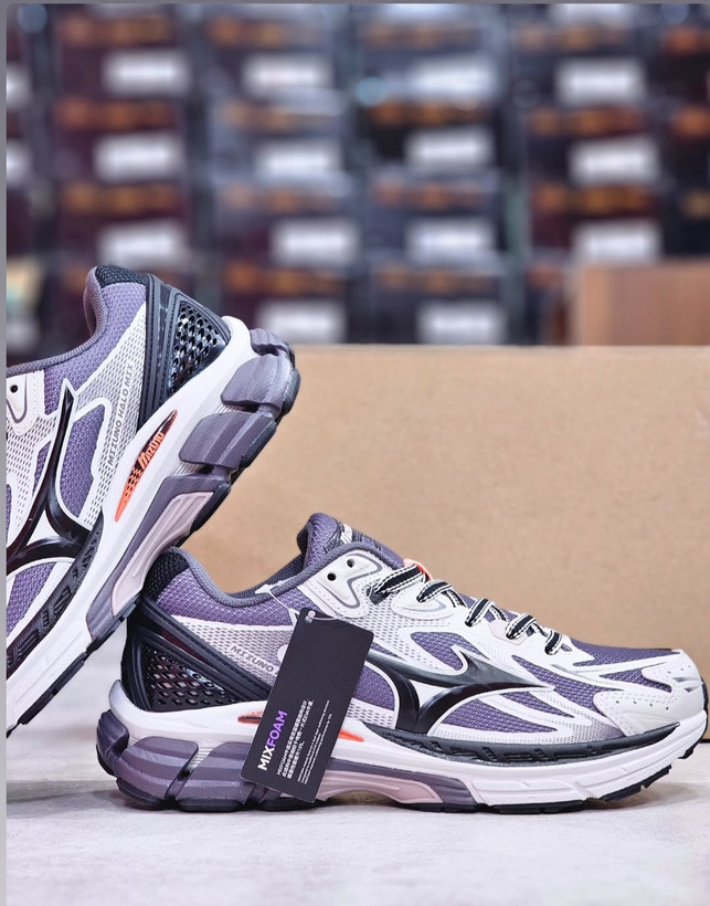 کتونی ویتنامی میزانو بتا / اصل ویتنام / Mizuno Wave Rider Beta / بارکد و جعبه دار / سایز ۴۰ ۴۱ ۴۲ ۴۳ ۴۴ ۴۵