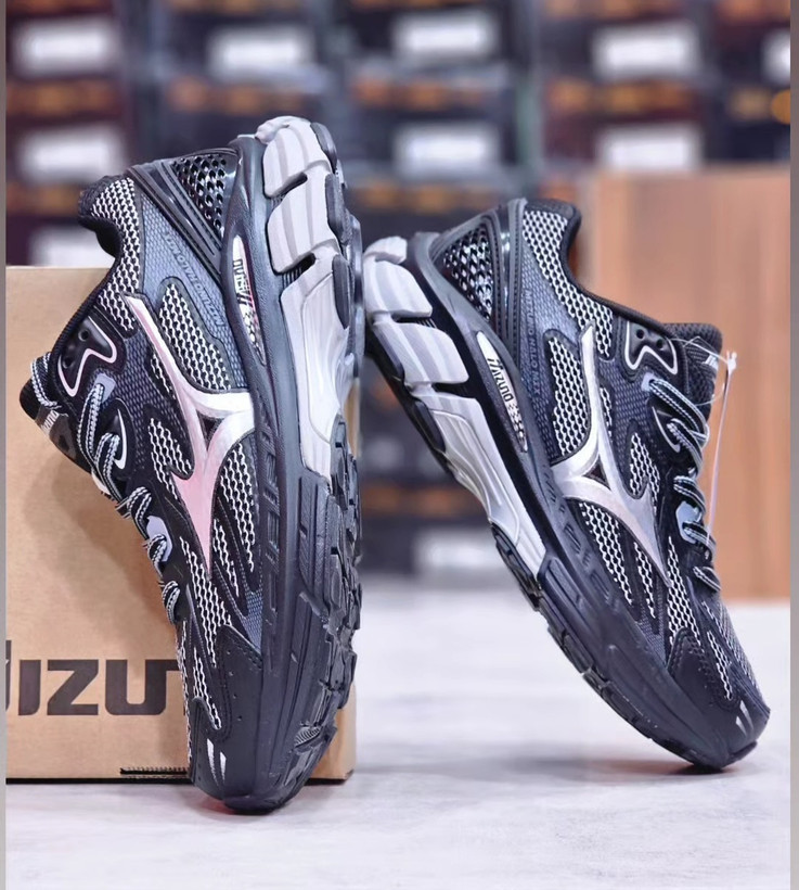 کتونی ویتنامی میزانو بتا / اصل ویتنام / Mizuno Wave Rider Beta / بارکد و جعبه دار / سایز ۴۰ ۴۱ ۴۲ ۴۳ ۴۴ ۴۵