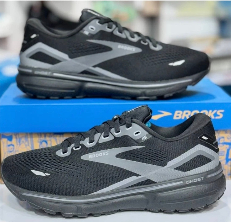 بروکس گاست ۱۵ Brooks ghost 15 / اصل ویتنام / سایز مردانه ۴۰ ۴۱ ۴۲ ۴۳ ۴۴ ۴۵
