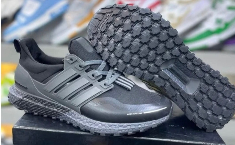 کتونی آدیداس اولترا بوست / سایز ۳۶ ۳۷ ۳۸ ۳۹ ۴۰ / اصل ویتنام / Adidas ultraboost All Terrain vietnam