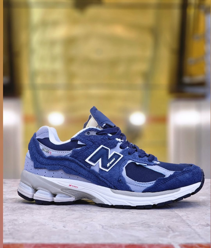 کتونی نیوبالانس ۲۰۰۲ / اصل ویتنام / newbalance 2002r vietnam /سایز ۴۰ ۴۱ ۴۲ ۴۳ ۴۴ ۴۵