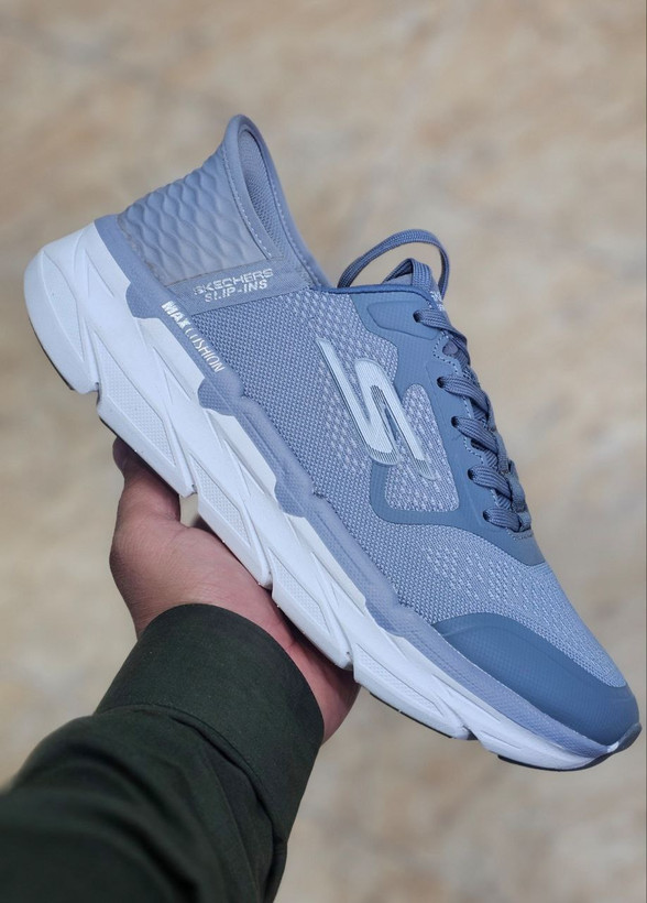 کتونی اسکیچرز سایز ۴۰ تا ۴۵ تنوع در ۲ رنگ جذاب وارداتی ویتنام . Skechers Max Cushioning Suspension