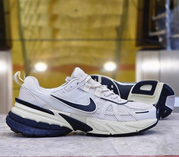 کتونی ویتنامی نایک کشلون | وارداتی ویتنام | باجعبه Nike V2k Run سایز بندی کامل 40 تا 45