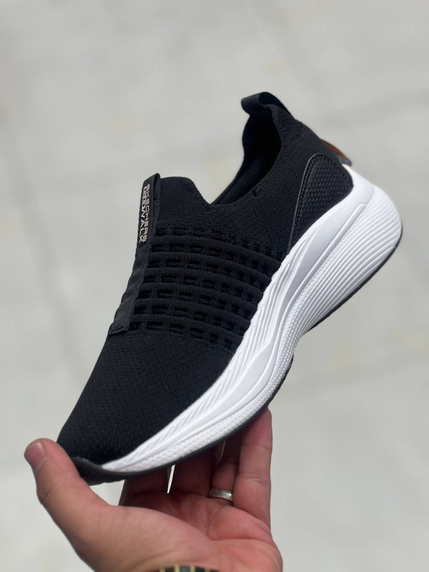 کتونی اسکیچرز gowalk سایزبندی 37 تا 40 بدون بند (slip on)