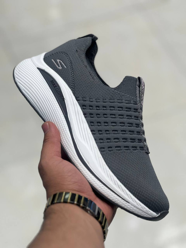 کتونی اسکیچرز gowalk سایزبندی 37 تا 40 بدون بند (slip on)