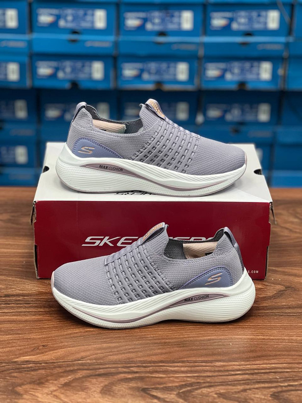 کتونی اسکیچرز gowalk سایزبندی 37 تا 40 بدون بند (slip on)