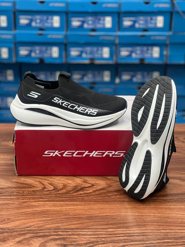 کتونی اسکیچرز ویتنامی مستر gowalk سایزبندی 37تا 45 بدون بند (slip on)