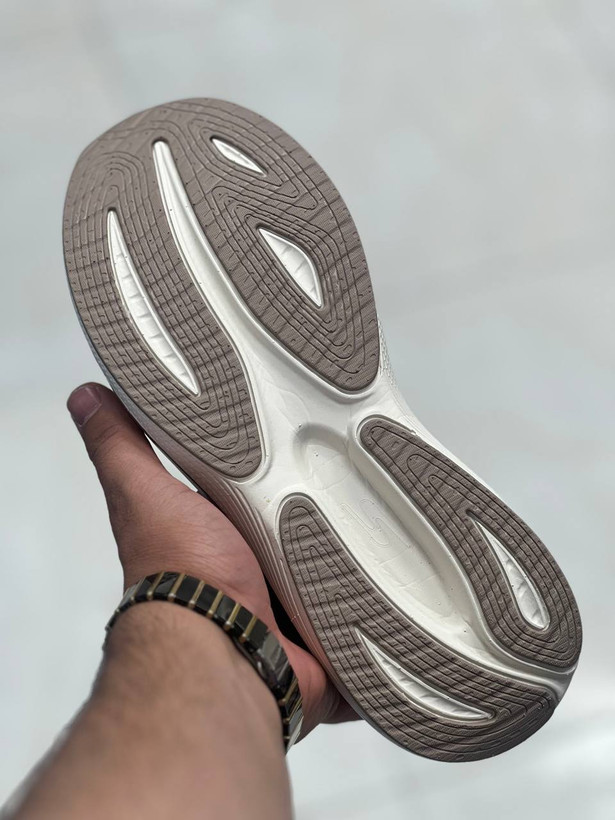 کتونی اسکیچرز ویتنامی مستر gowalk سایزبندی 40تا 45 بدون بند (slip on)