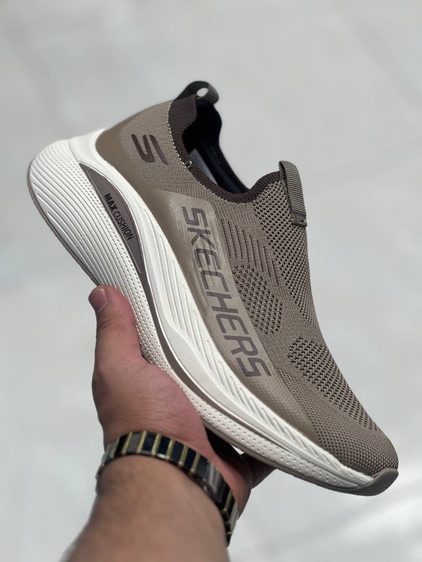 کتونی اسکیچرز ویتنامی مستر gowalk سایزبندی 40تا 45 بدون بند (slip on)