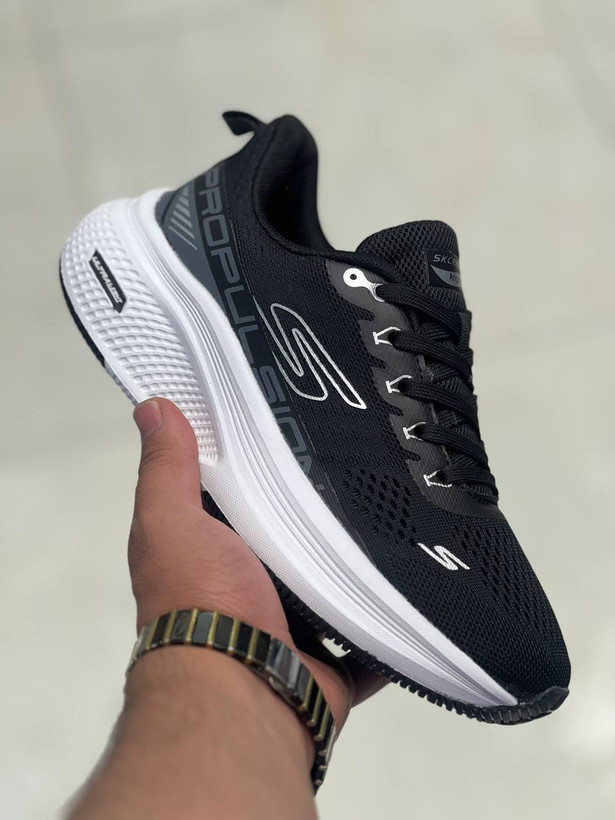 کتونی اسکیچرز سایز 37 تا40 تنوع در 3 رنگ جذاب وارداتی ویتنام .skechers max cushioning terminus sneaker