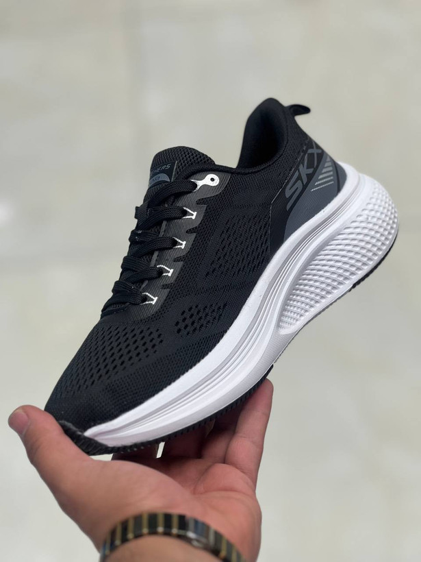 کتونی اسکیچرز سایز 37 تا40 تنوع در 3 رنگ جذاب وارداتی ویتنام .skechers max cushioning terminus sneaker