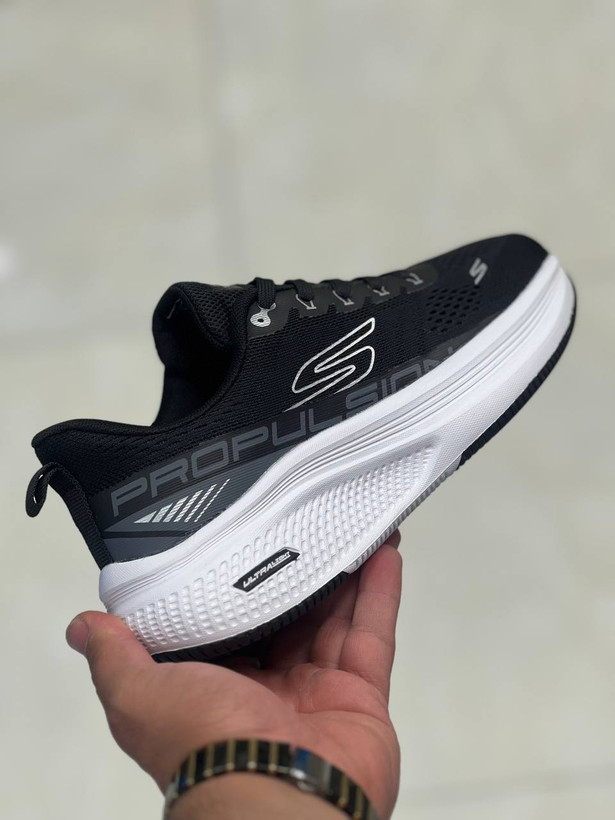 کتونی اسکیچرز سایز 37 تا40 تنوع در 3 رنگ جذاب وارداتی ویتنام .skechers max cushioning terminus sneaker