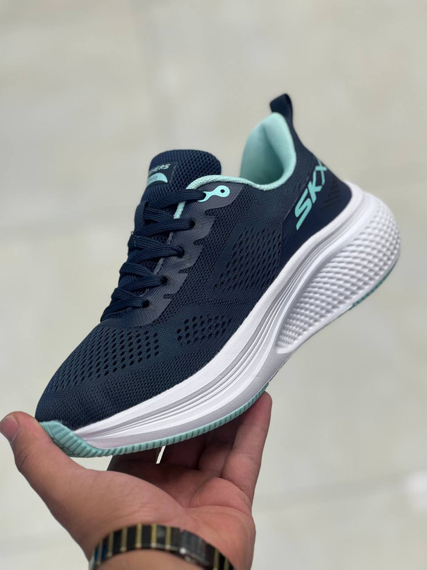 کتونی اسکیچرز سایز 37 تا40 تنوع در 3 رنگ جذاب وارداتی ویتنام .skechers max cushioning terminus sneaker