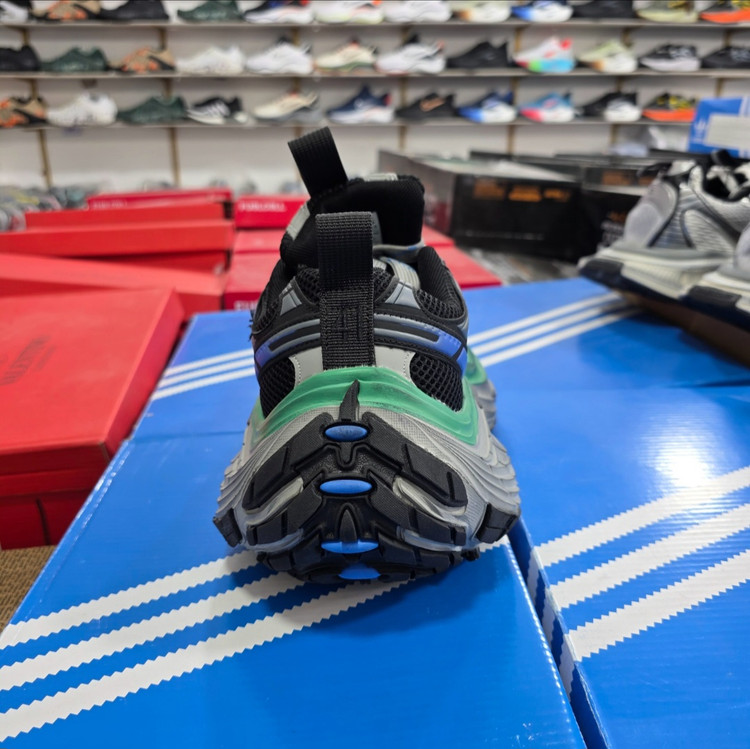 کتونی بالنسیاگا ۱۰ ایکس ال اسنیکر / balenciaga 10 xl sneaker