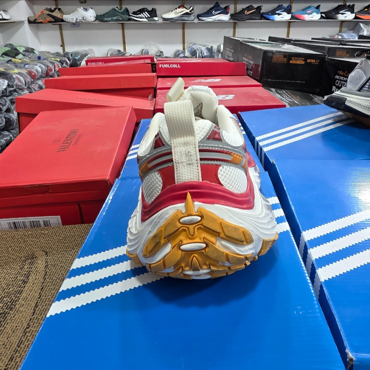 کتونی بالنسیاگا ۱۰ ایکس ال اسنیکر / balenciaga 10 xl sneaker
