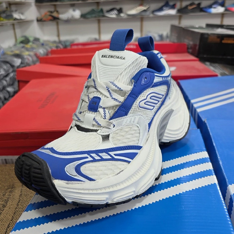 کتونی بالنسیاگا ۱۰ ایکس ال اسنیکر / balenciaga 10 xl sneaker
