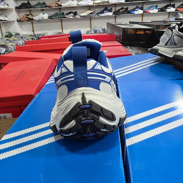 کتونی بالنسیاگا ۱۰ ایکس ال اسنیکر / balenciaga 10 xl sneaker