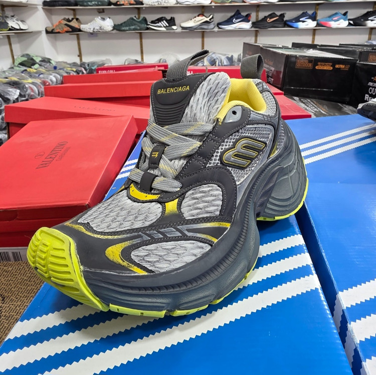 کتونی بالنسیاگا ۱۰ ایکس ال اسنیکر / balenciaga 10 xl sneaker