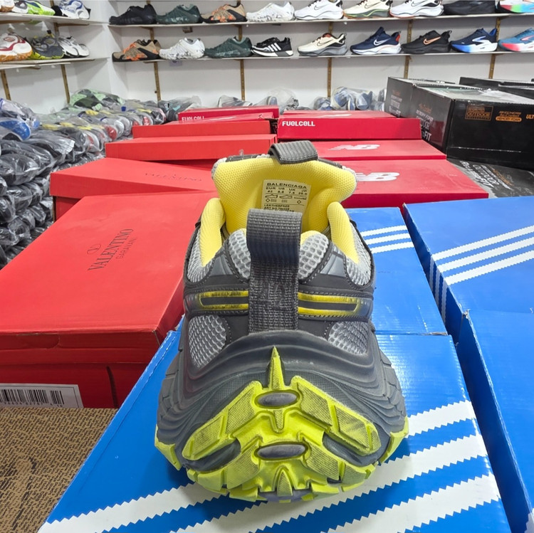 کتونی بالنسیاگا ۱۰ ایکس ال اسنیکر / balenciaga 10 xl sneaker