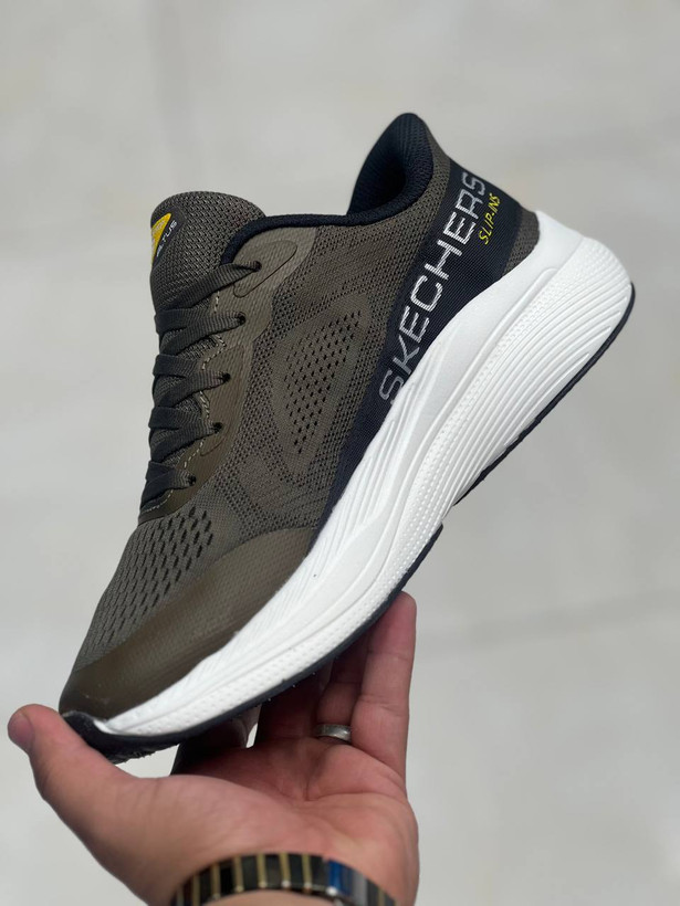 کتونی اسکیچرز سایز 40تا45 تنوع در 4 رنگ جذاب وارداتی ویتنام .skechers max cushioning