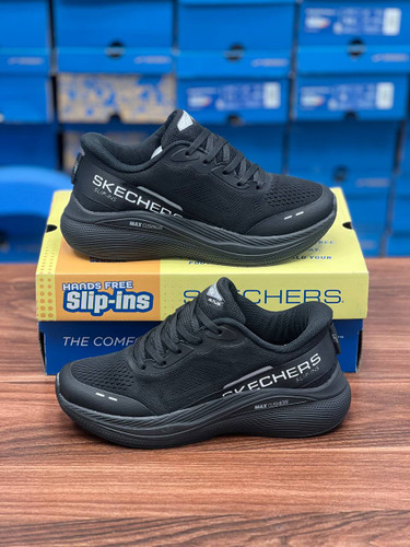 کتونی اسکیچرز (حراجیییی)سایز 40تا45 تنوع در 4 رنگ جذاب وارداتی ویتنام .skechers max cushioning