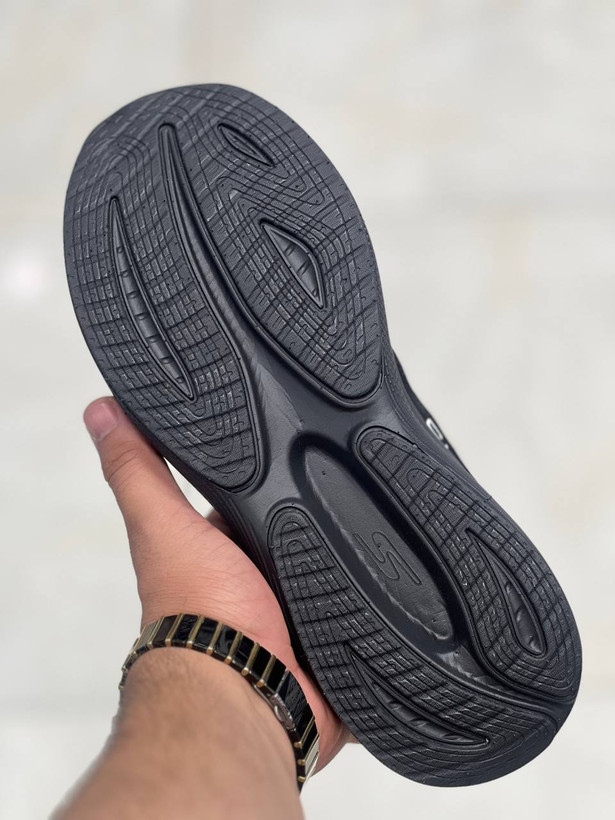 کتونی اسکیچرز (حراجیییی)سایز 40تا45 تنوع در 4 رنگ جذاب وارداتی ویتنام .skechers max cushioning